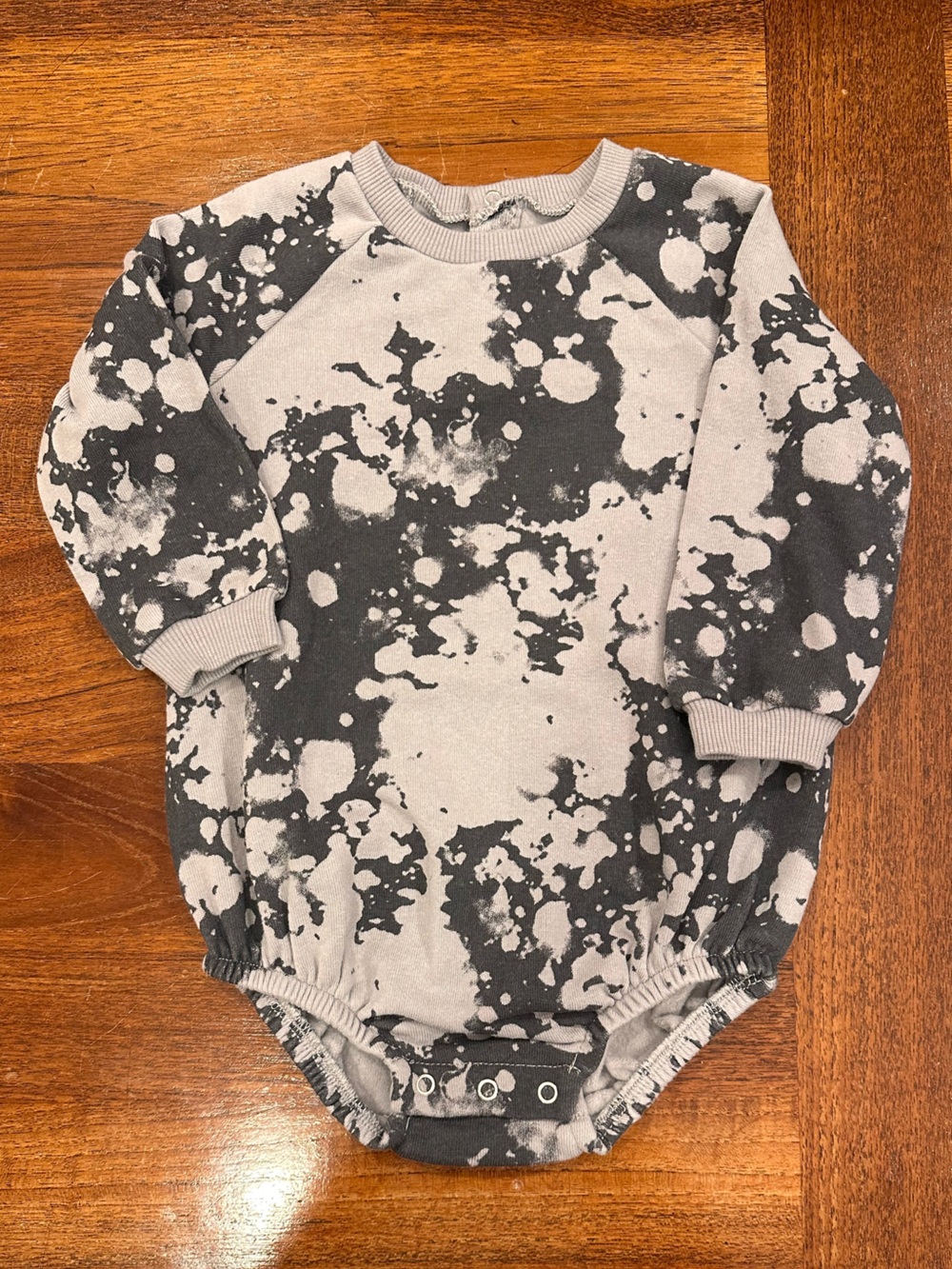 NWOT Greyson Mini Baby Fleece Romper, Black/Grey, 12 Months